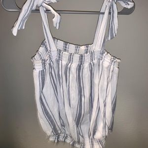 Target / Universal Thread tie shoulder tank